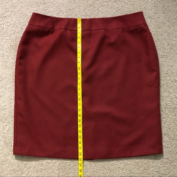 Le Suit Separates Skirt Sz 22W Elegance Classic Red Pencil Straight - Picture 4 of 12